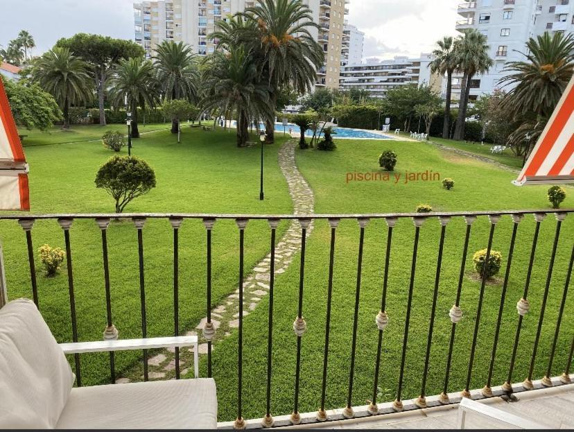 Apartamento Los Carmenes, Playa De Gandia Esterno foto